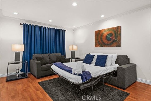 23712 San Dona, Laguna Hills, CA 92653