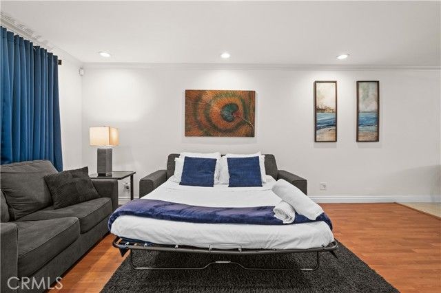 23712 San Dona, Laguna Hills, CA 92653