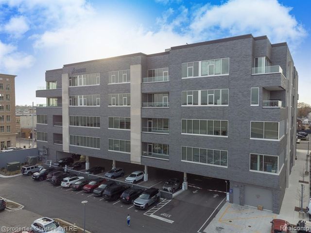 118 N Main Street 518, Royal Oak, MI 48067