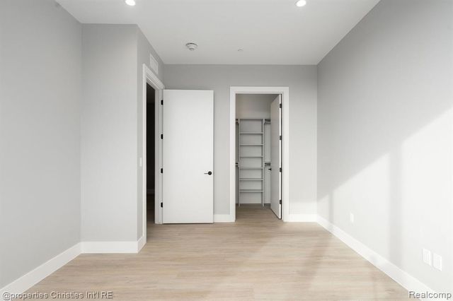 118 N Main Street 518, Royal Oak, MI 48067