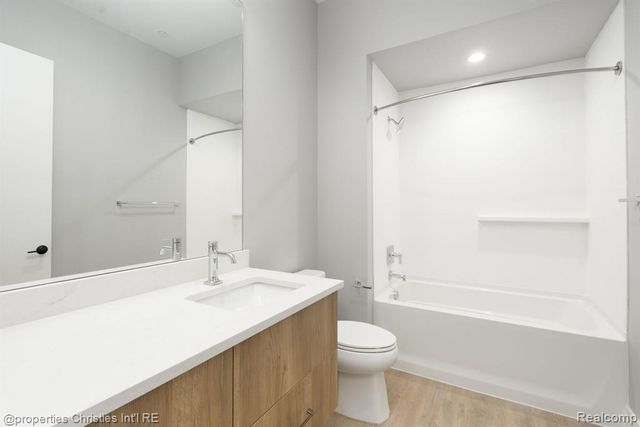 118 N Main Street 518, Royal Oak, MI 48067