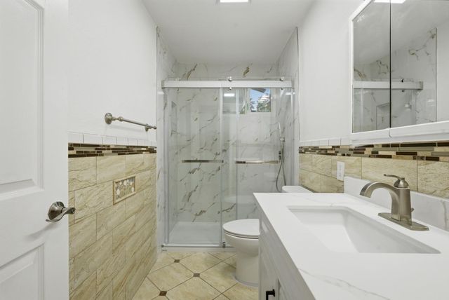 2050 Palm Beach Way, San Jose, CA 95122