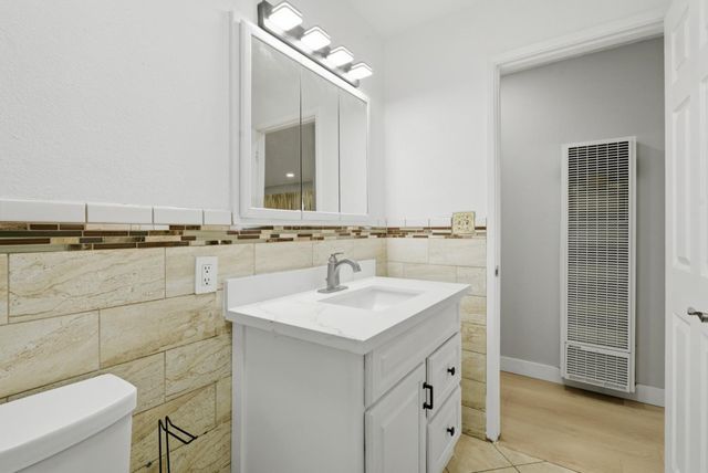 2050 Palm Beach Way, San Jose, CA 95122