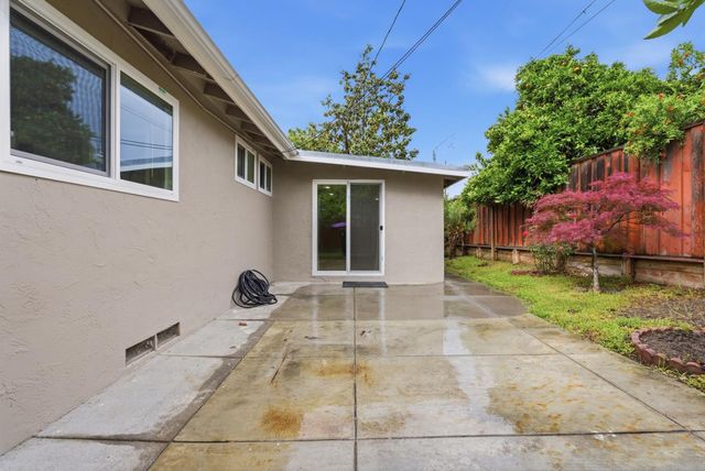 2050 Palm Beach Way, San Jose, CA 95122