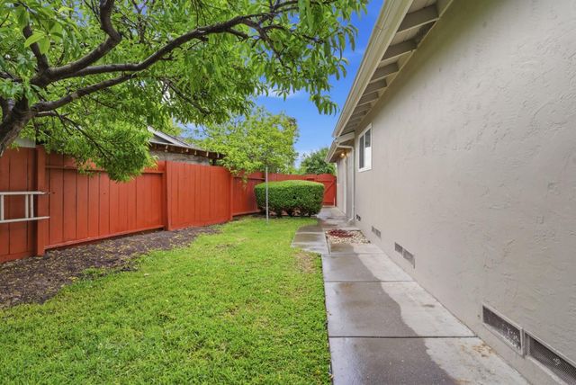 2050 Palm Beach Way, San Jose, CA 95122