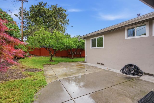 2050 Palm Beach Way, San Jose, CA 95122