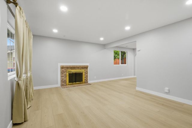 2050 Palm Beach Way, San Jose, CA 95122