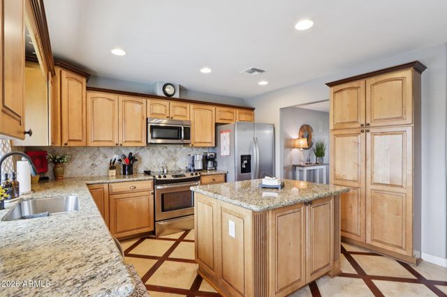 6603 S COLLEGE Avenue, Tempe, AZ 85283