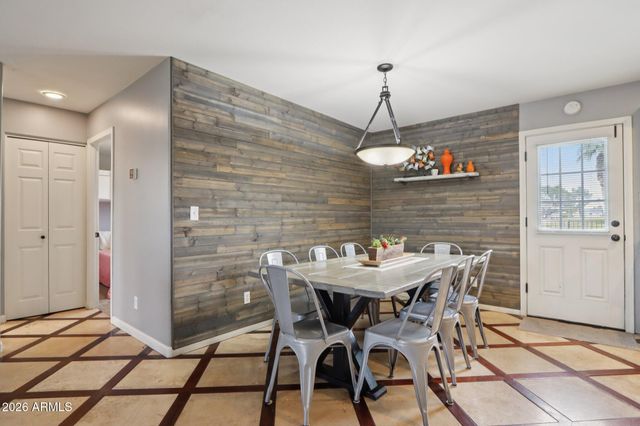 6603 S COLLEGE Avenue, Tempe, AZ 85283