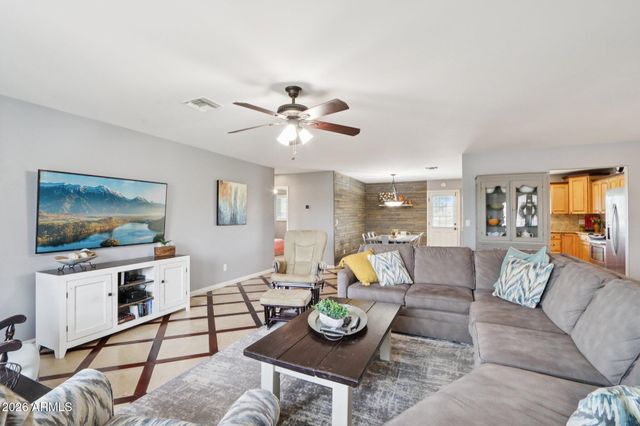 6603 S COLLEGE Avenue, Tempe, AZ 85283