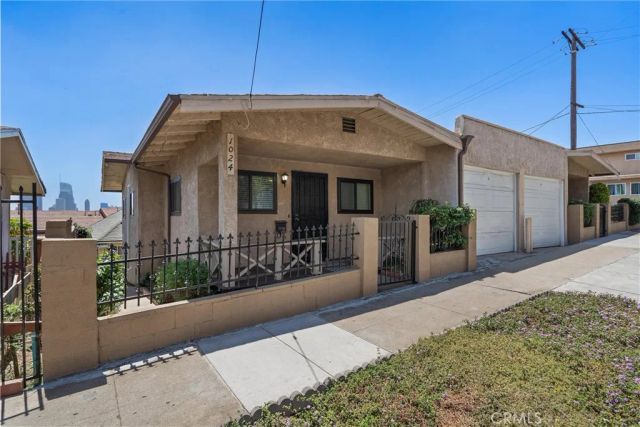 1024 Figueroa Terrace, Los Angeles, CA 90012