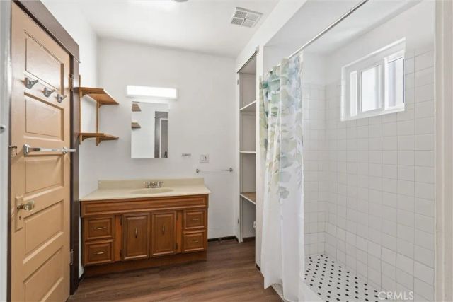 1024 Figueroa Terrace, Los Angeles, CA 90012