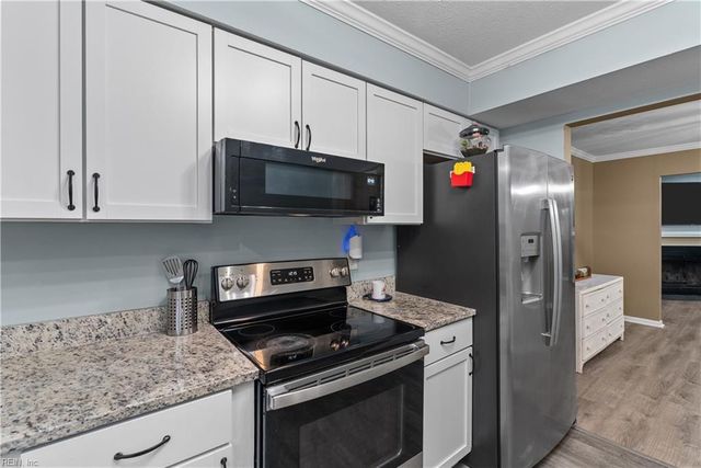 1003 N Green DR, Newport News, VA 23602