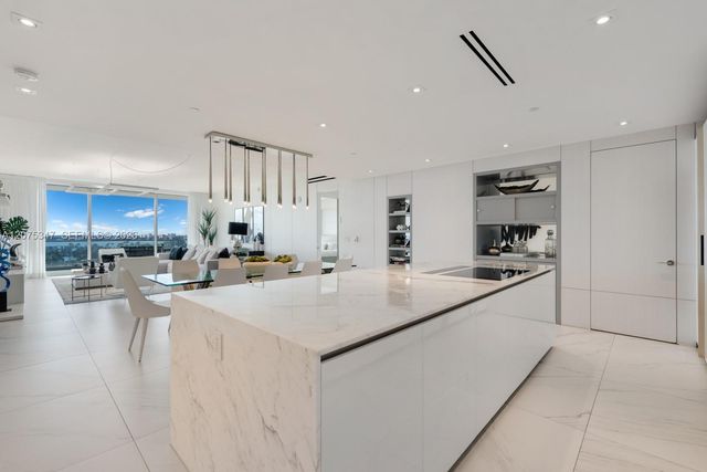 10201 Collins Avenue 907, Bal Harbour, FL 33154
