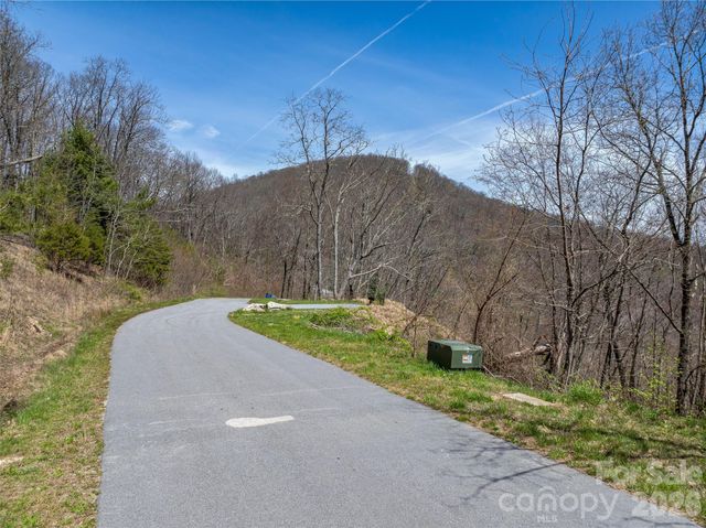370 Autumn Ridge Lane 75, Hendersonville, NC 28792