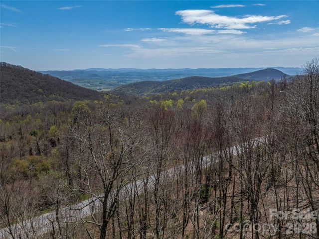 370 Autumn Ridge Lane 75, Hendersonville, NC 28792