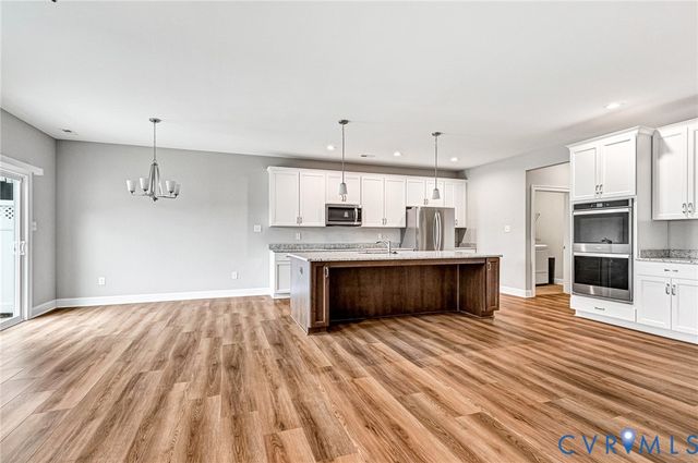 8486 Chimney Rock Dr, Mechanicsville, VA 23116