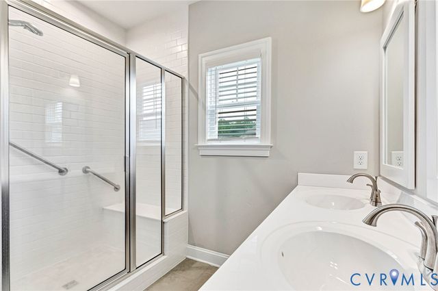8486 Chimney Rock Dr, Mechanicsville, VA 23116