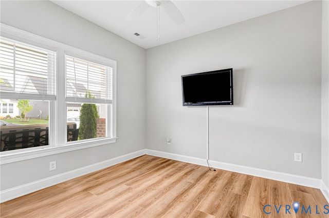 8486 Chimney Rock Dr, Mechanicsville, VA 23116