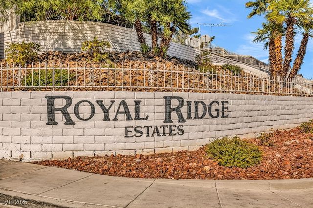 4587 Royal Ridge Lane, Las Vegas, NV 89103