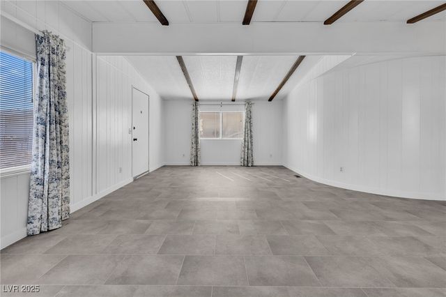 4587 Royal Ridge Lane, Las Vegas, NV 89103