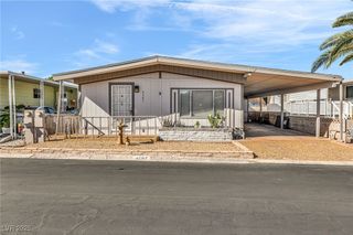 4587 Royal Ridge Lane, Las Vegas, NV 89103