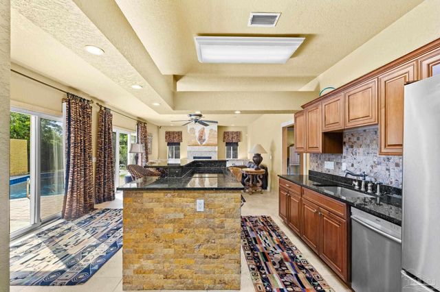 2933 Coral Strip Pkwy, Gulf Breeze, FL 32563