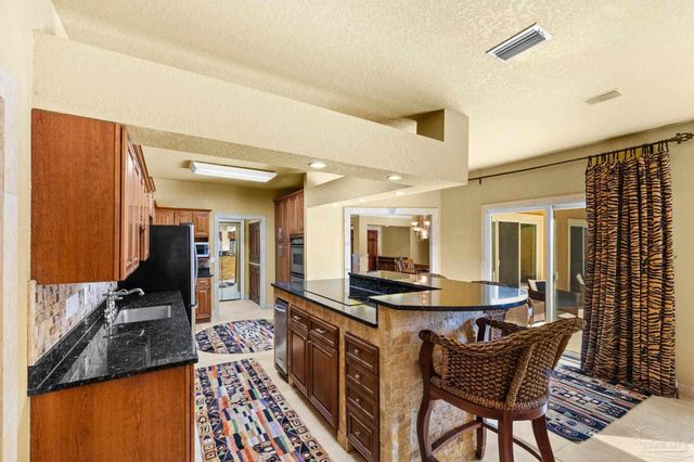 2933 Coral Strip Pkwy, Gulf Breeze, FL 32563
