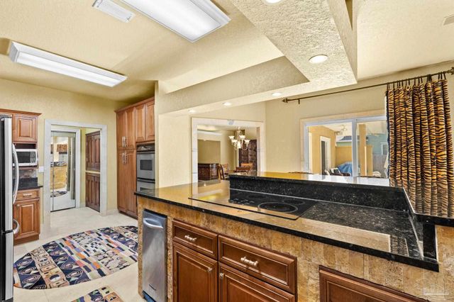 2933 Coral Strip Pkwy, Gulf Breeze, FL 32563