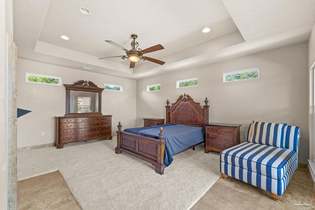 2933 Coral Strip Pkwy, Gulf Breeze, FL 32563