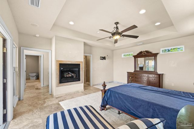 2933 Coral Strip Pkwy, Gulf Breeze, FL 32563