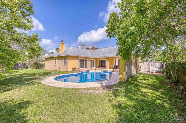 2933 Coral Strip Pkwy, Gulf Breeze, FL 32563