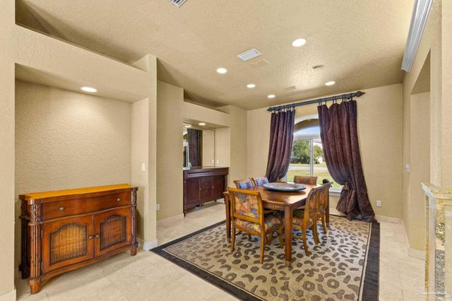 2933 Coral Strip Pkwy, Gulf Breeze, FL 32563