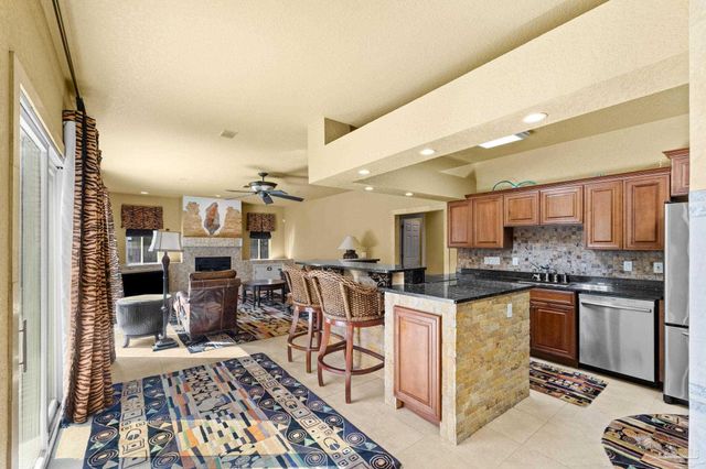 2933 Coral Strip Pkwy, Gulf Breeze, FL 32563