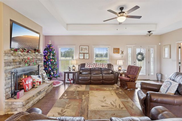 38901 COUNTY ROAD 44A, Umatilla, FL 32784