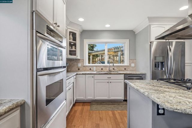 2045 Mcmillan Ct, Martinez, CA 94553