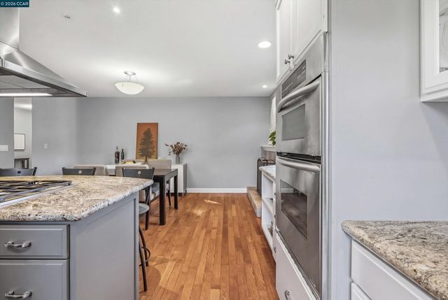 2045 Mcmillan Ct, Martinez, CA 94553