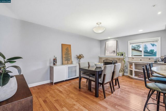 2045 Mcmillan Ct, Martinez, CA 94553