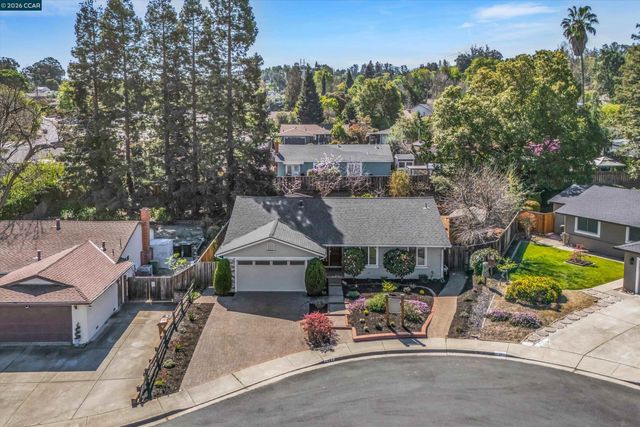 2045 Mcmillan Ct, Martinez, CA 94553