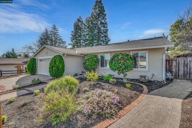 2045 Mcmillan Ct, Martinez, CA 94553