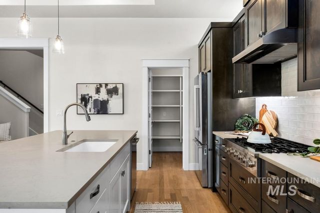 2885 W Hidden Springs Dr, Boise, ID 83714