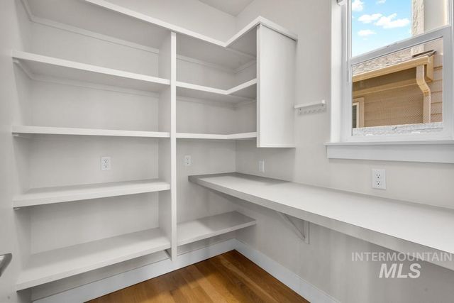 2885 W Hidden Springs Dr, Boise, ID 83714