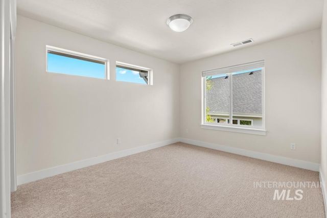 2885 W Hidden Springs Dr, Boise, ID 83714