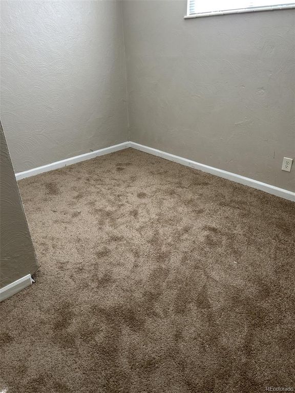 Image 4 of property listing at 1480 Boston Street, Aurora, CO 80010