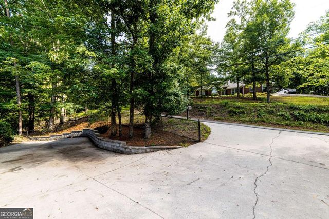 7822 Beachwood Drive, Murrayville, GA 30564