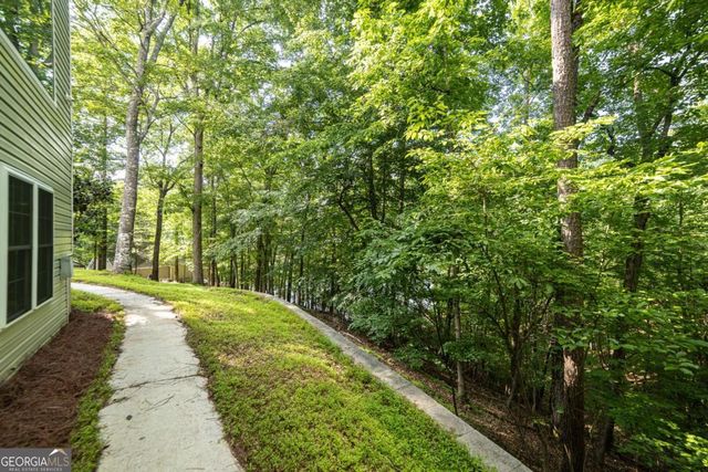 7822 Beachwood Drive, Murrayville, GA 30564