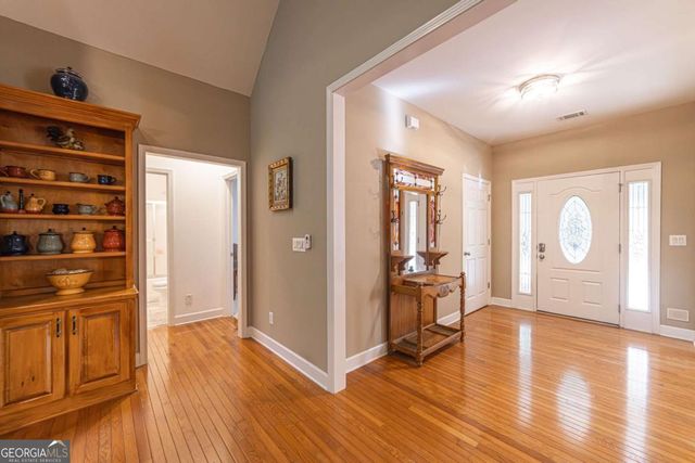 7822 Beachwood Drive, Murrayville, GA 30564