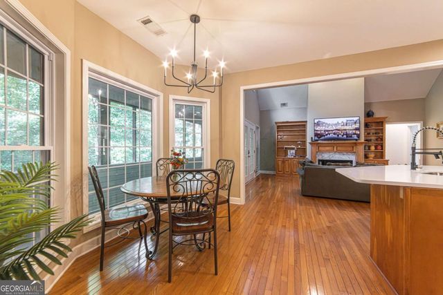 7822 Beachwood Drive, Murrayville, GA 30564