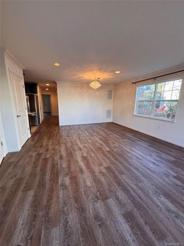 127 Weatherby Lane, Central Islip, NY 11722