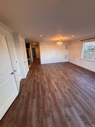 127 Weatherby Lane, Central Islip, NY 11722